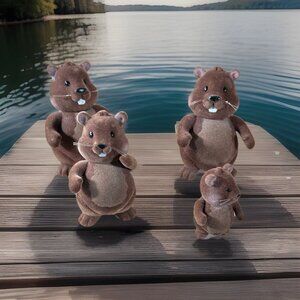 Lot lil woodzeez  Waters Beaver Family Of 4 Jointed Figures